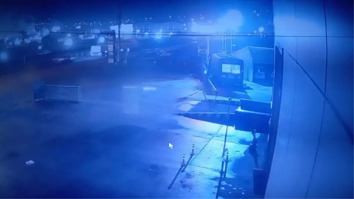 Ereğli'de Trafik Kazası: Güvenlik Kamerası Görüntüleri Ortaya Çıktı