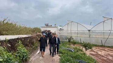 Kumluca’da sel sonrası zarar gören alanlar