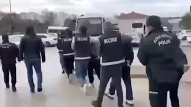 Operasyonda ele geçirilen deliller ve ekipman