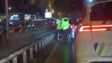 Polis aracıyla çarpışma anı