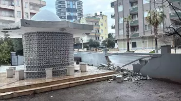 Cip Camii duvarına çarpan aracın kamera görüntüsü