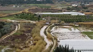 Aksu'da Şiddetli Yağışlar Tarım Alanlarını Sular Altına Çekti
