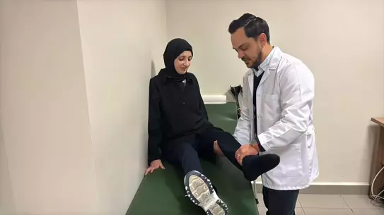 Cerrahi sonrası temizlenmiş uyluk kemiği