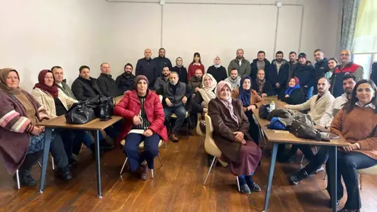 Akçakoca’da 25 Çiftçiye İyi Tarım Uygulamaları Eğitimi Verildi