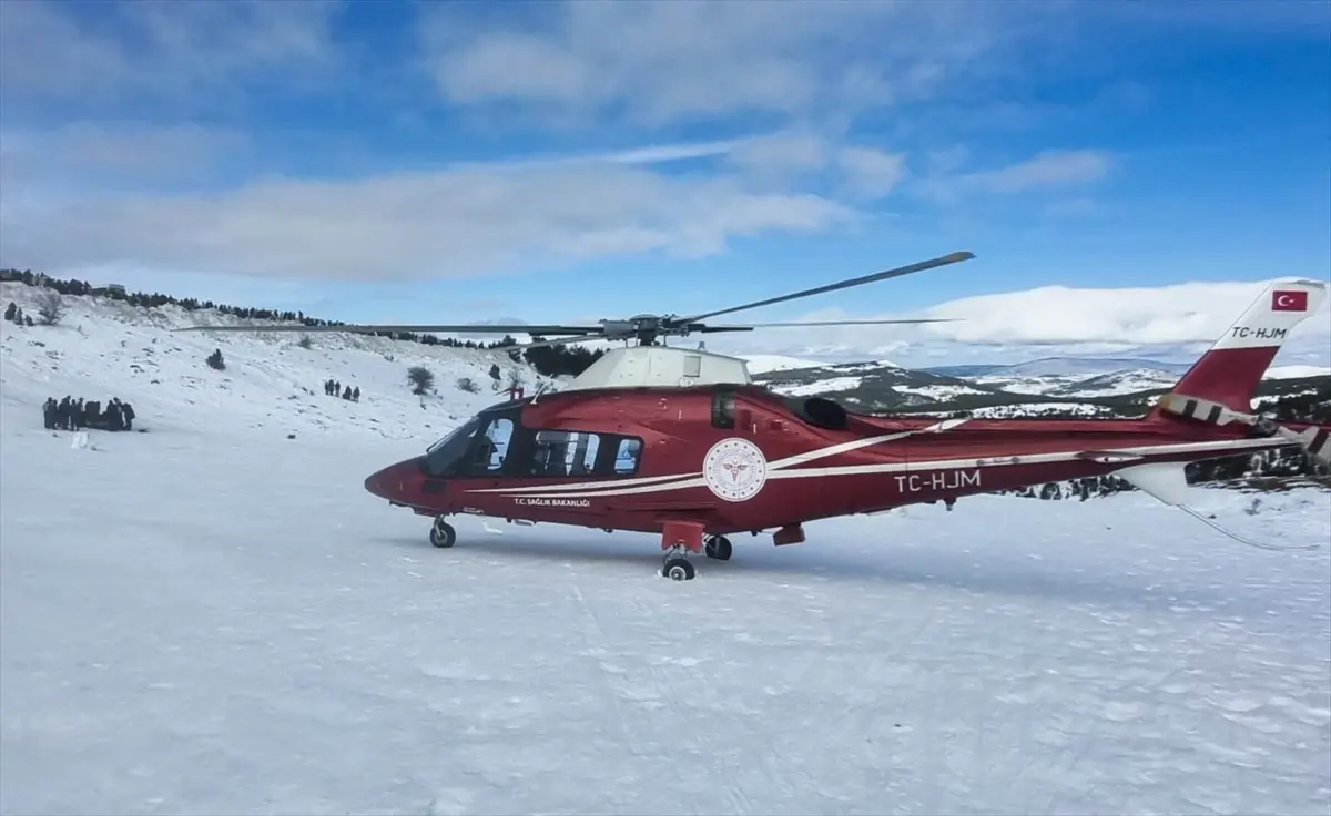 Derbent Kayak Merkezi'nde Genç Yaralı: Helikopterli Ambulans Müdahalesi