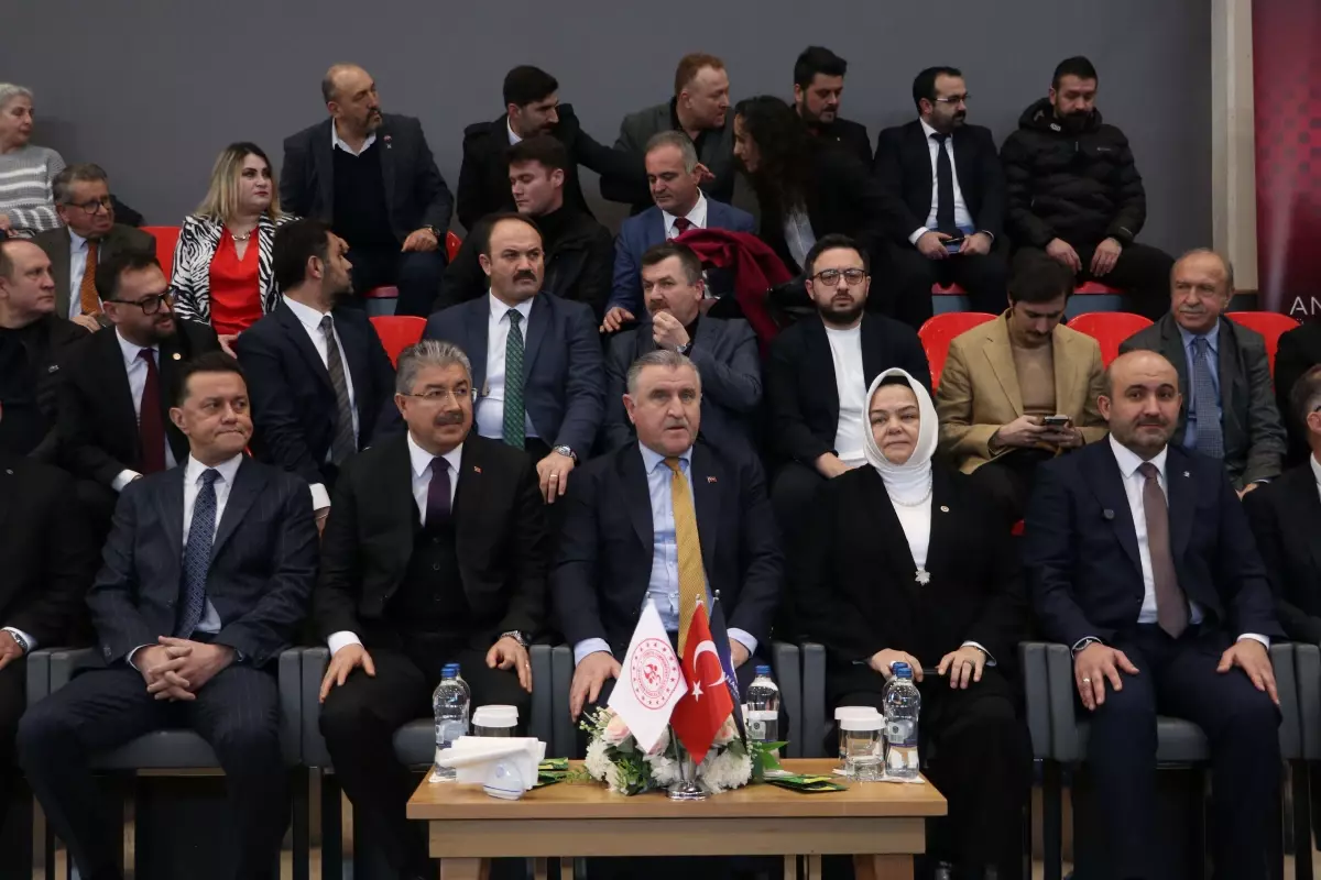Bakan Aşkın Bak: Türkiye Spor Tesisi Altyapısında Büyük Dönüşüm Yaşıyor