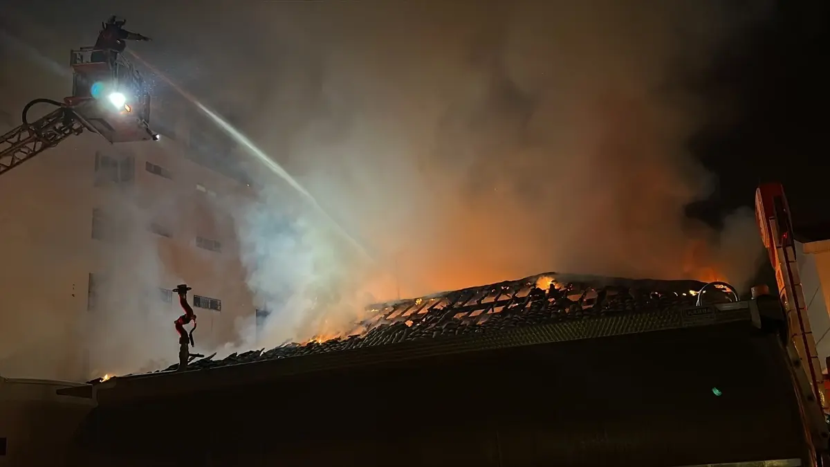 İskenderun’da Hırdavat Dükkanında Çıkan Yangın Hızla Kontrol Altına Alındı