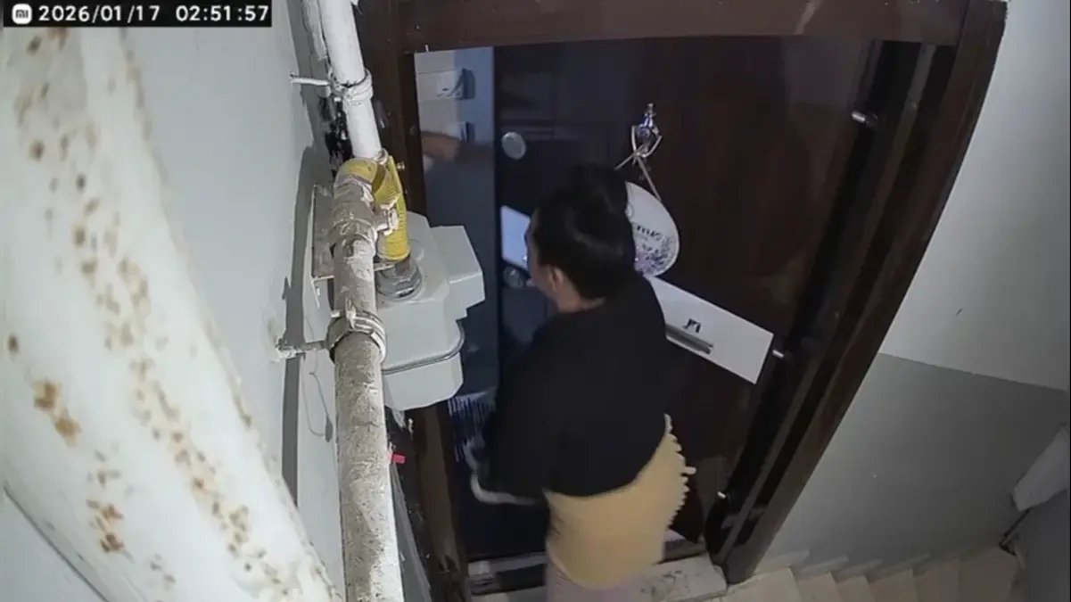 Beyoğlu'nda Bıçaklı Çatışma: Genç Adam Ölümle Sonuçlandı