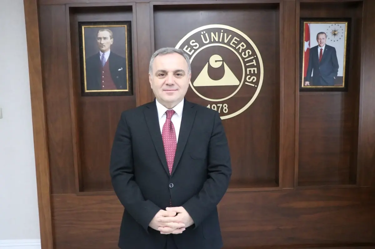 Erciyes Üniversitesi'nde Saç Nakli İçin Eksozom Üretimine Başlandı