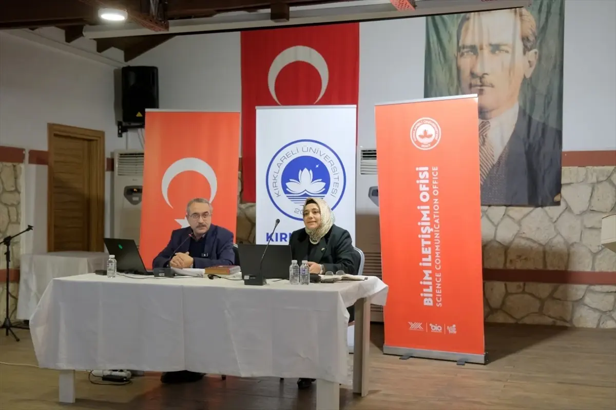 Kırklareli Üniversitesi'nde Mehmet Akif Bilim Kafe Buluşması Gerçekleşti