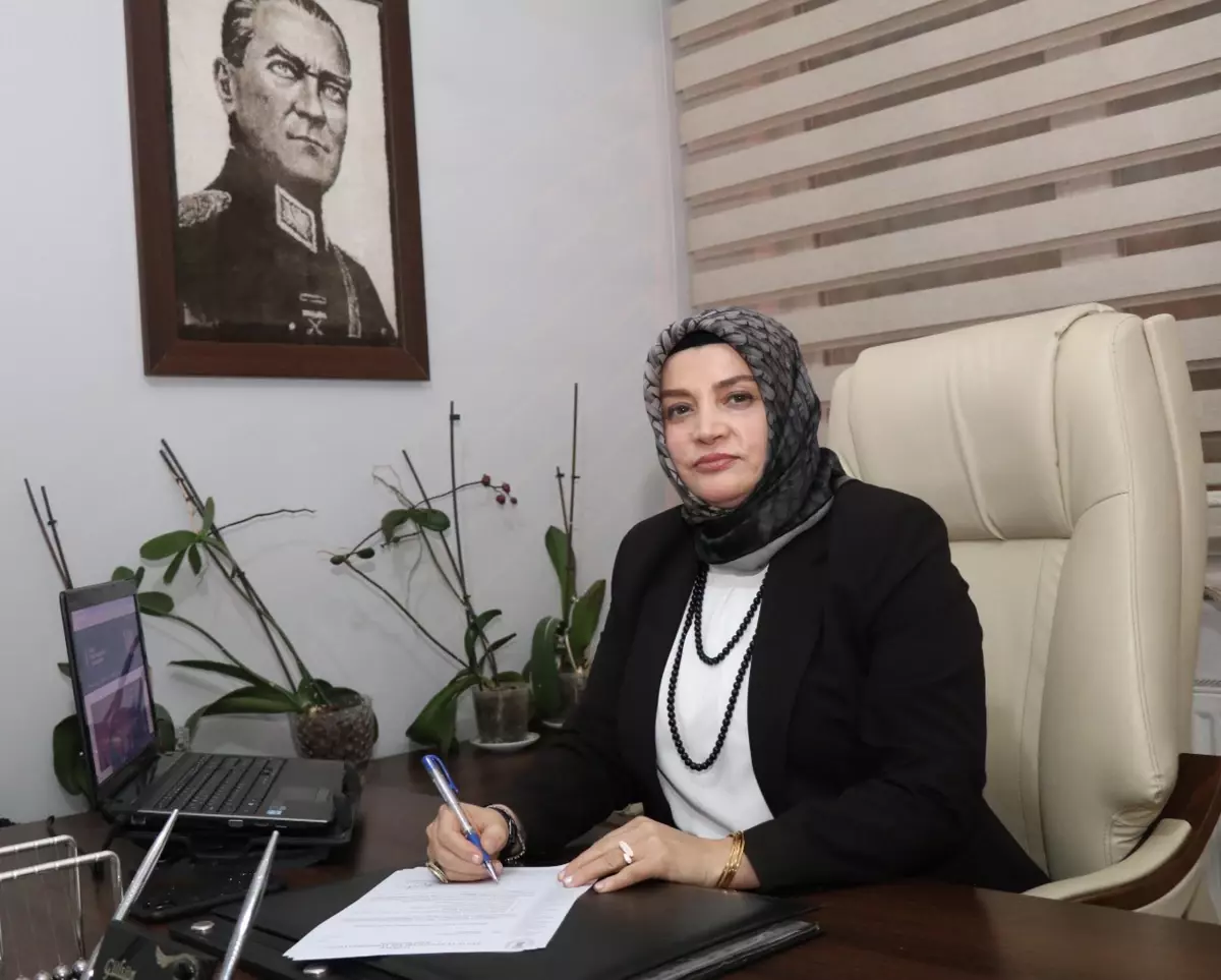 Ümmühan Gülsüm Musaoğlu, Oltu’da Esnaf ve Sanatkarlar Odası Başkanlığını Üçüncü Kez Kazandı