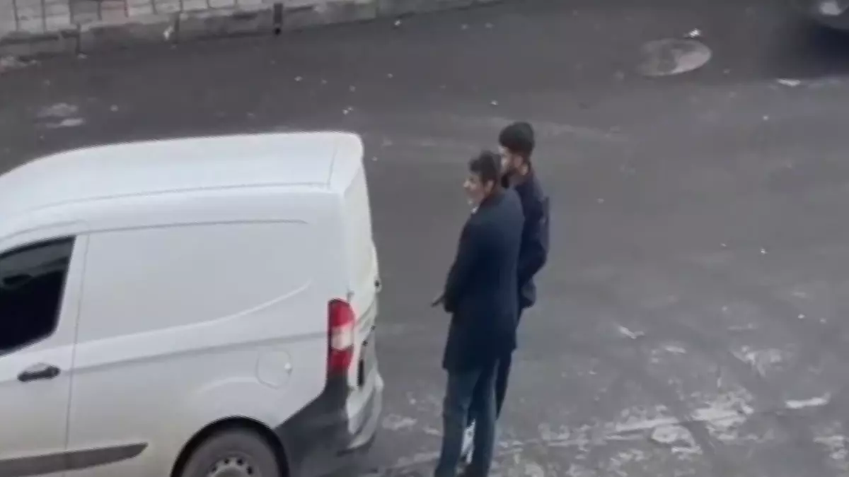 Sultangazi'de Kayınbirader ve Enişte Arasındaki Silahlı Tartışma Gözaltına Alındı