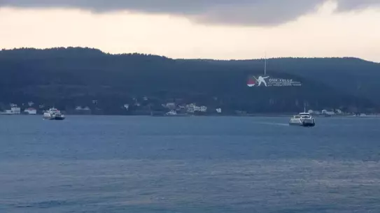 Bozcaada feribot limanı fırtına öncesi