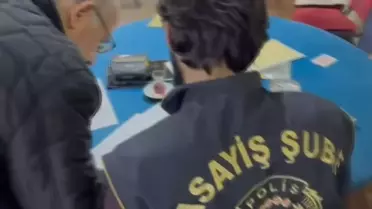 Fuhuş ve kumar denetimi sırasında çekilen fotoğraf