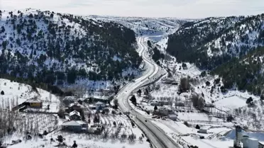 Drone ile çekilmiş Karaman köylerinin beyaz görüntüsü
