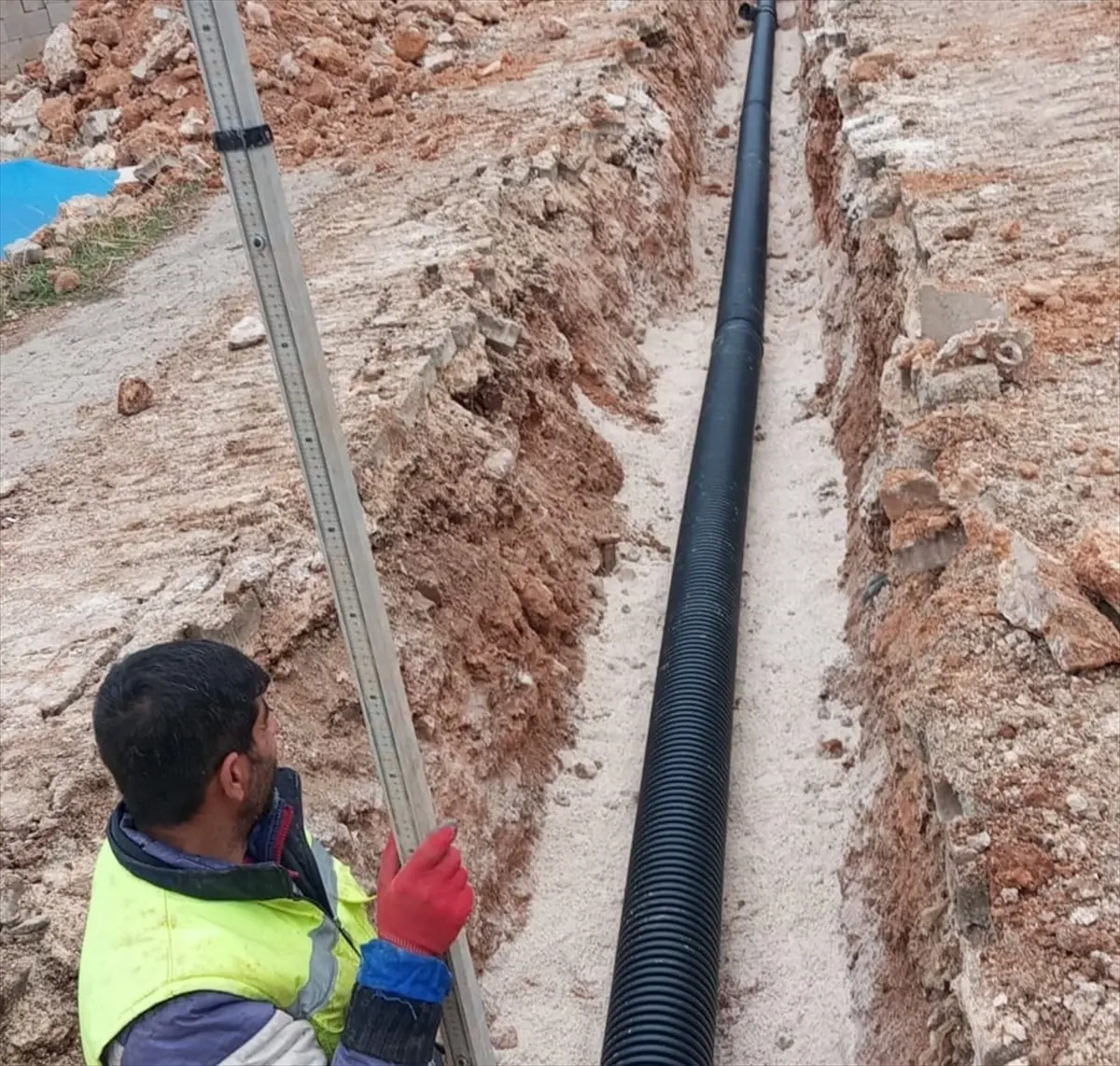 Mardin'in Eroğlu Mahallesi'nde 2,7 km Atık Su Hattı Tamamlandı