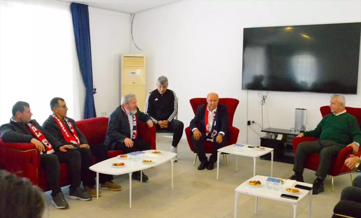 AK Parti Muğla Milletvekili Yakup Otgöz, Fethiyespor Kulübünü İnceledi