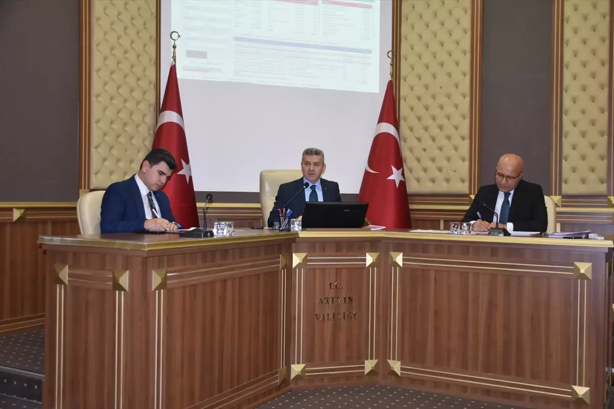 Artvin İl Koordinasyon Kurulu 2026 Yatırım ve Proje Değerlendirme Toplantısını Gerçekleştirdi