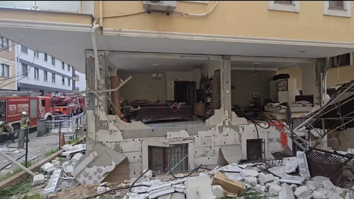 Ataşehir'de Doğal Gaz Patlaması Sonrası İlk Yardım ve Hasar Değerlendirmesi