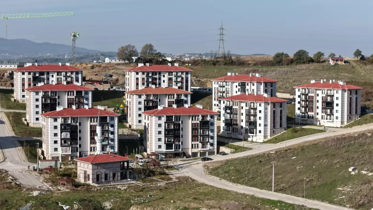 Yalova’da 304 Sosyal Konut Teslim Edildi: İlk Evim Projesi’nin Başarısı