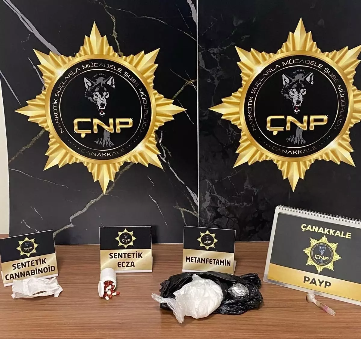 Çanakkale'de Uyuşturucu ve Silah Operasyonu: 5 Kişi Gözaltına Alındı