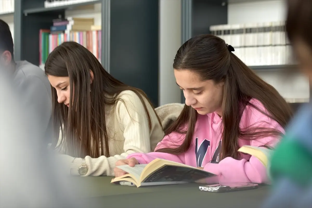 Etüt Van Projesi 4 Yılda 120 Bin Öğrenciye Ücretsiz Eğitim Sağladı