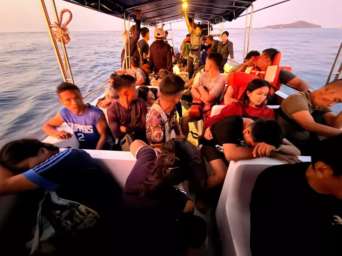 Basilan Açıklarında Feribot Kazası: 15 Kayıp, 28 Kişi Kayıp