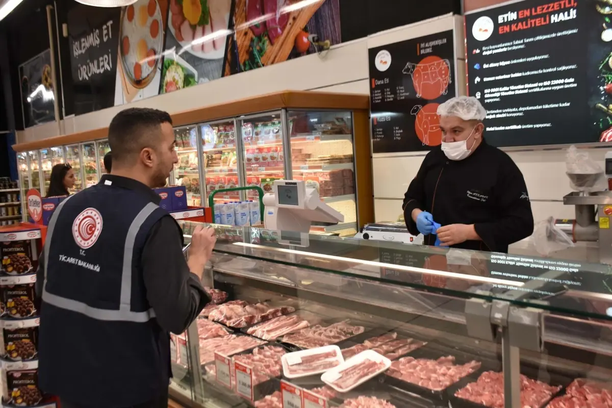 İzmir'de Ramazan öncesi fiyat denetimi kapak fotoğrafı