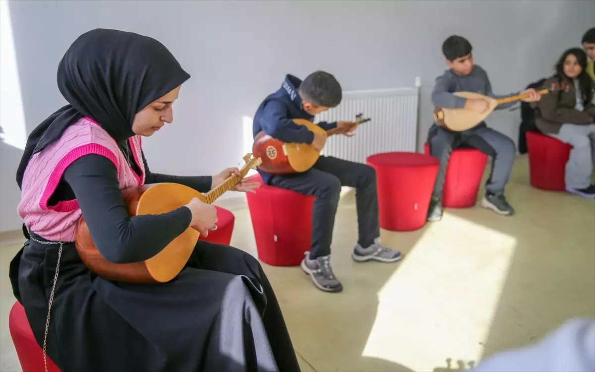 Diyarbakır Gençlik Merkezlerinde Yarıyıl Tatiline Renkli Etkinlikler