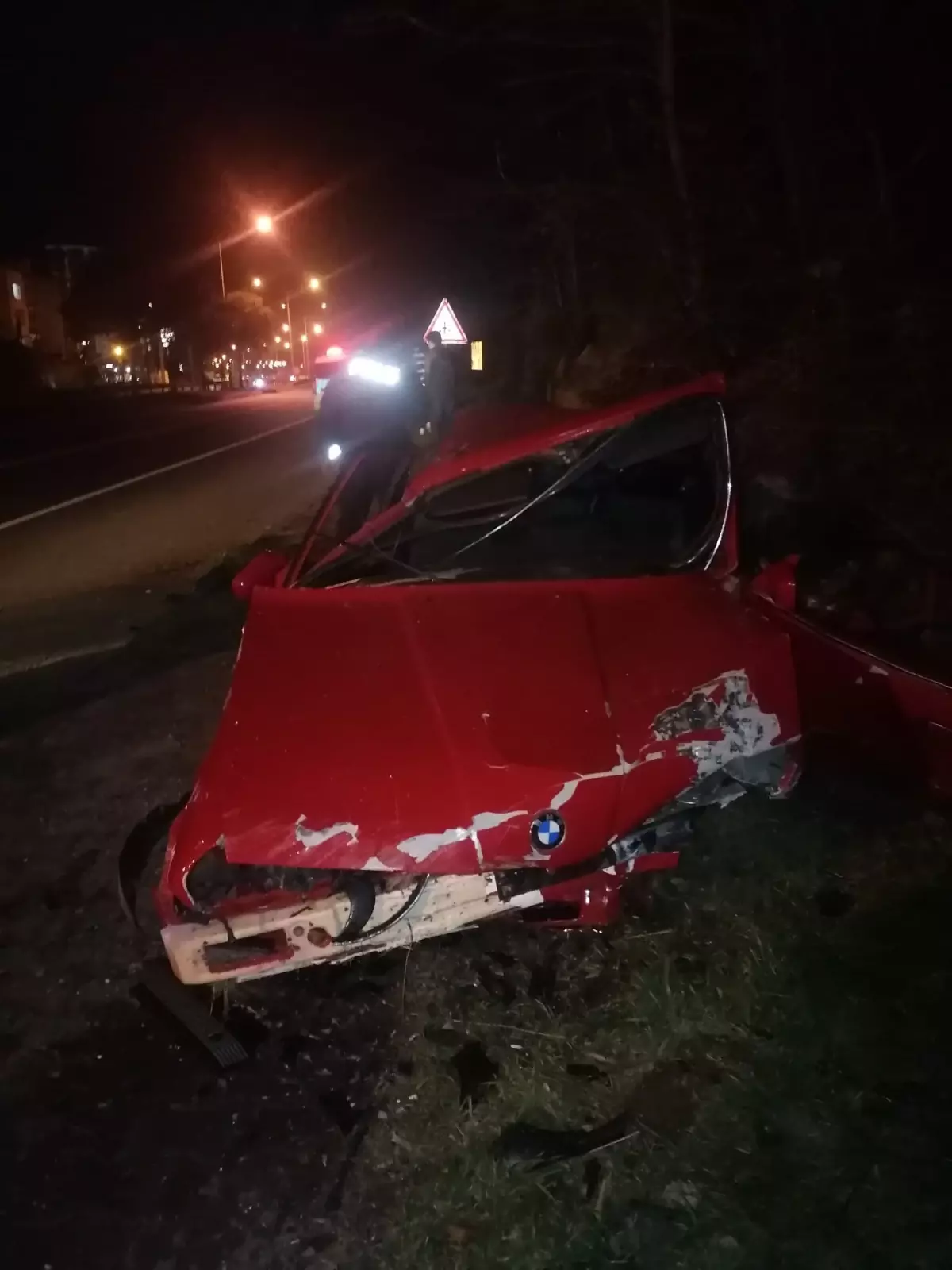 Fatsa’da Kontrolden Çıkan Araç Bariyere Çarptı, Sürücü Ağır Yaralandı