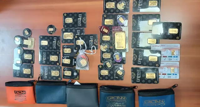 237 gram altın bloğu