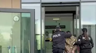 Polis ekiplerinin tutuklama anı