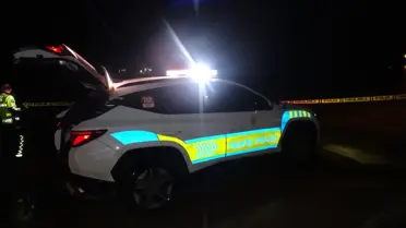 Sel sularında mahsur kalan araçlar