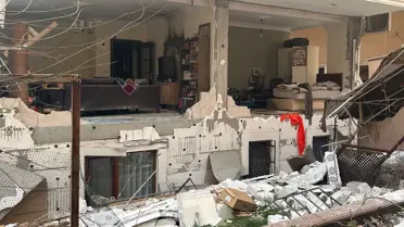 Ataşehir'de Doğal Gaz Patlaması Sokakları Harap Etti, 1 Yaralı