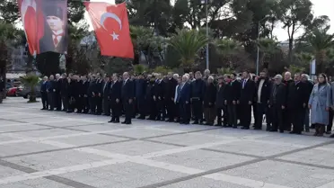 Turgutlu sokaklarında Atatürk yürüyüşü