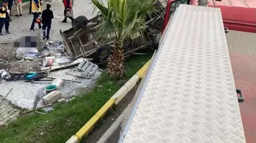 Kaza sonrası kamyonet