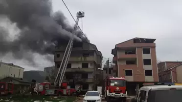 Körfez'te Kentsel Dönüşüm Çalışmaları Sırasında Çıkan Yangın Kontrol Altına Alındı