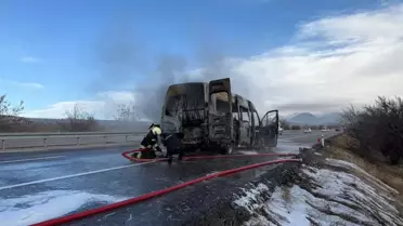 Yangın sonrası itfaiye ekipleri