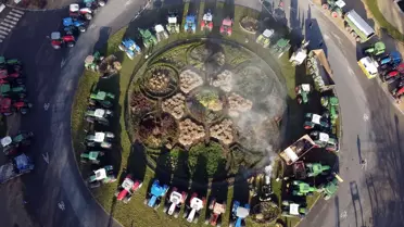 Brüksel'de Çiftçiler Traktörleriyle AB-MERCOSUR Anlaşmasına Karşı Çıktı