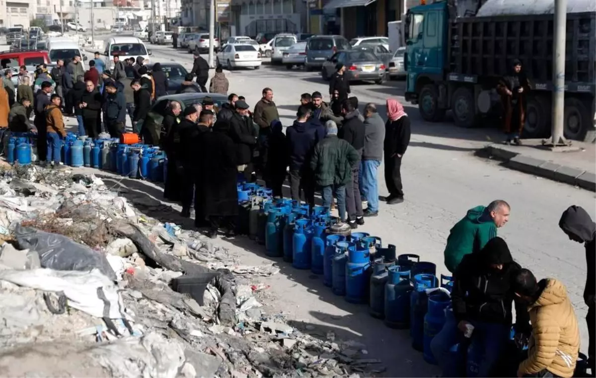 Batı Şeria’da Gaz Temininde Kritik Durum ve Uzun Kuyruklar