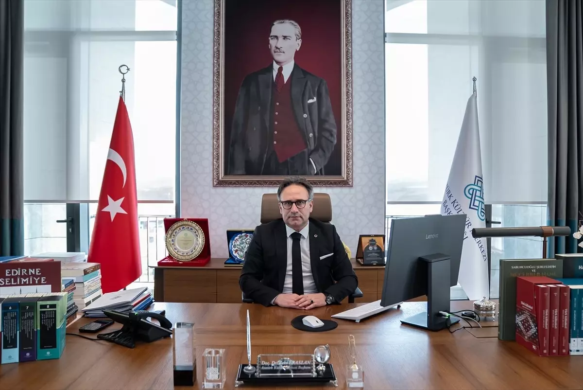 Doç. Dr. Zeki Eraslan, Yılın Kareleri Oylamasında Değerlendirme Sürecini Anlattı