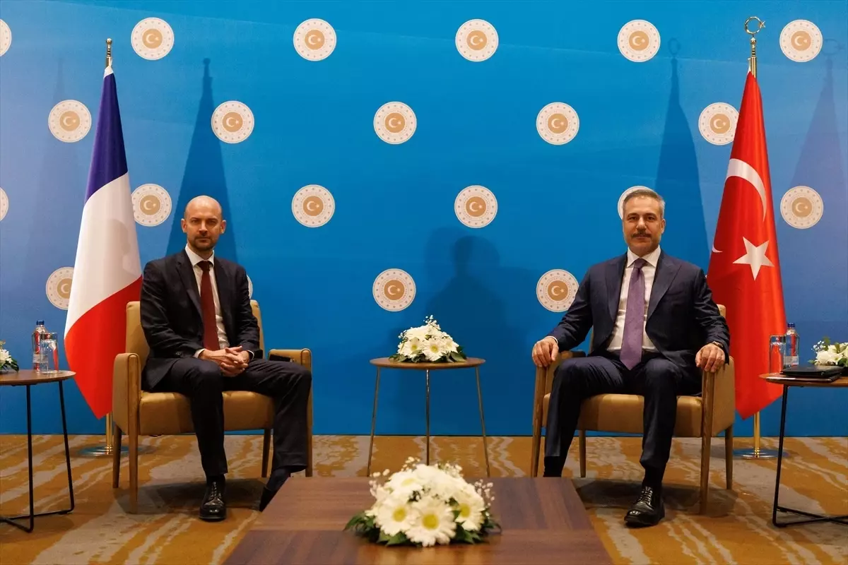 Dışişleri Bakanı Hakan Fidan ve Fransa Dışişleri Bakanı Jean-Noël Barrot Ankara’da Görüştü