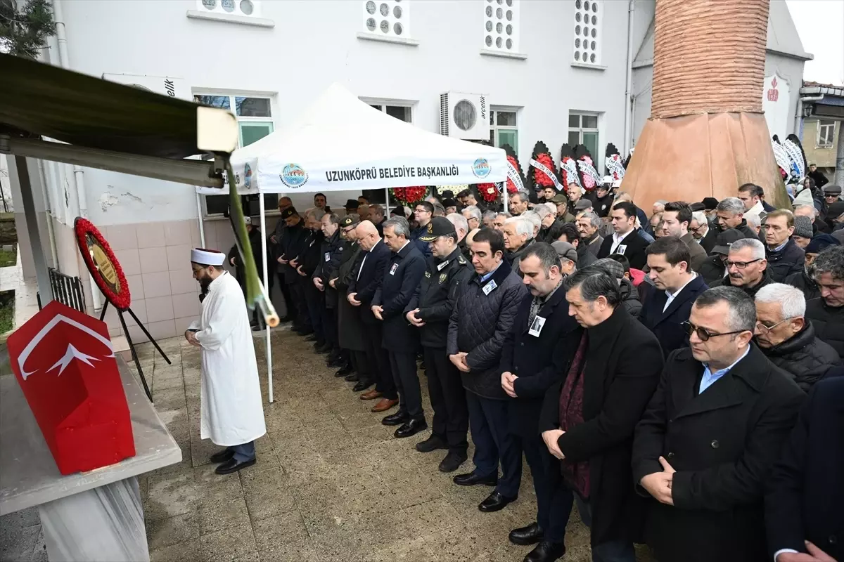 Erdal Kesebir'in Uzunköprü'deki Son Defni Töreni