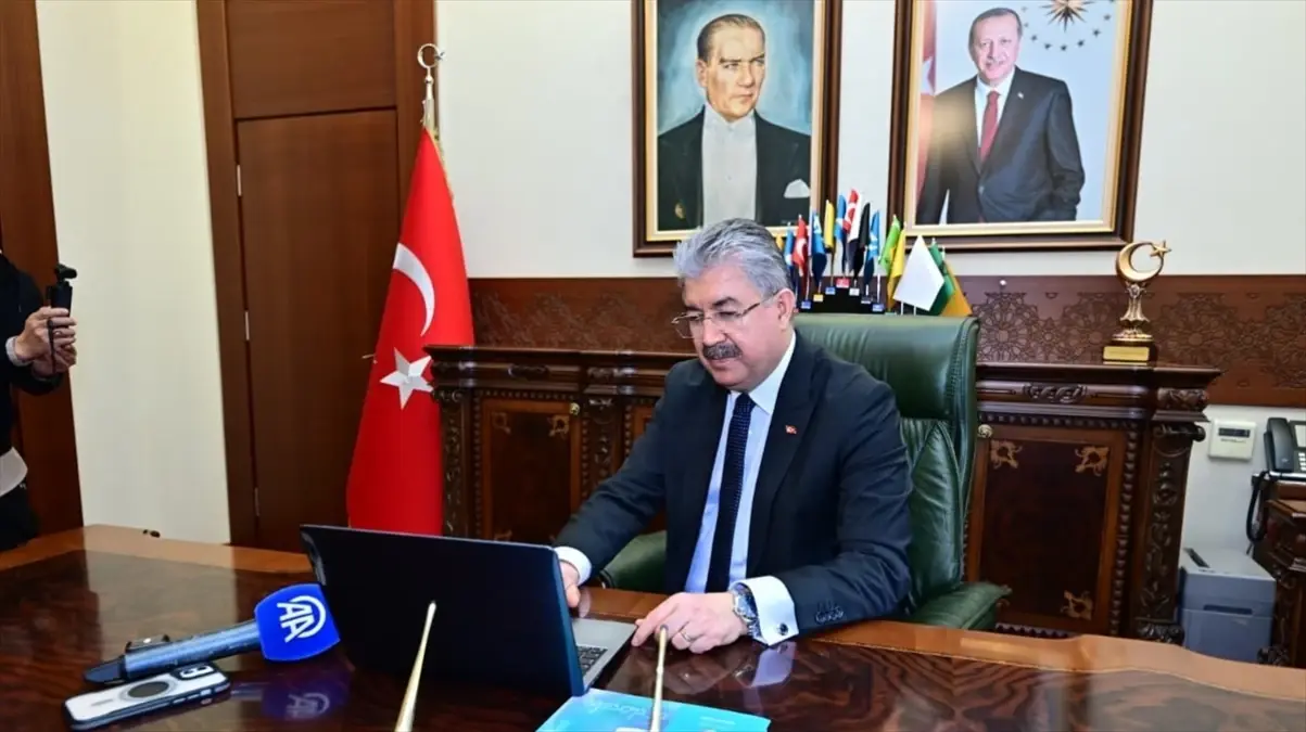 Eskişehir Valisi Yılmaz, AA’nın “Yılın Kareleri” Fotoğraf Oylamasına Katıldı