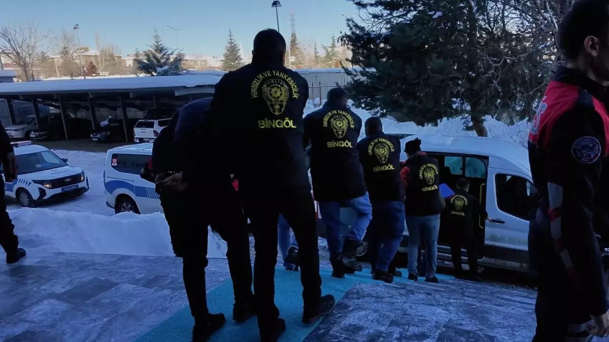 Bingöl'de Change Operasyonu Sonucu 4 Şüpheli Tutuklandı
