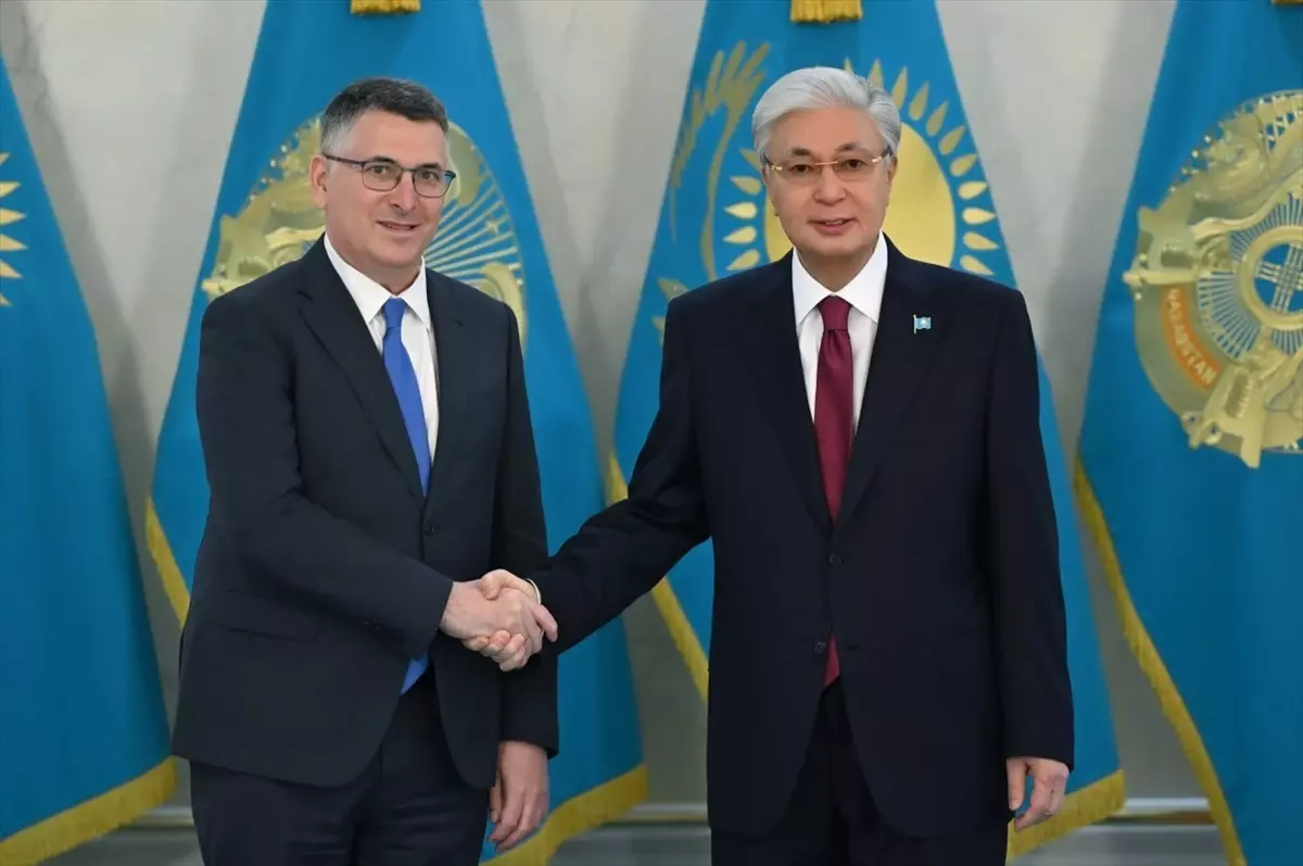 Tokayev, İsrail Dışişleri Bakanı Saar'ı Kabul Etti: Ortak Projeler Masaya Geldi