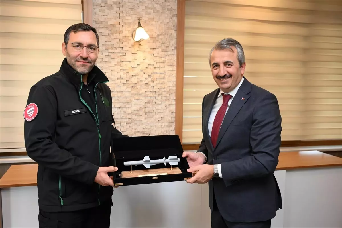 ROKETSAN Genel Müdürü Murat İkinci, Edirne Valisi Yunus Sezer'i Ziyaret Etti