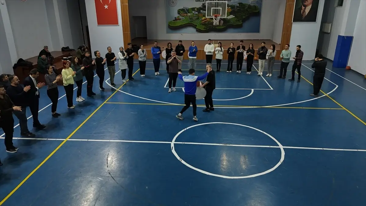 Siirt’te Halk Dansları Topluluğu Kuruldu: Yerel Kültür Sahneye Taşınıyor