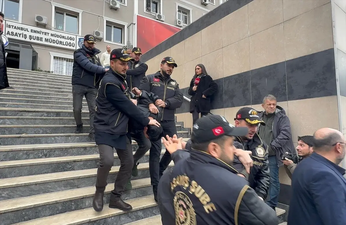 Şişli'de Çöp Konteynerinde Bulunan Başsız Kadın Cesedi: 3 Şüpheli Adliyeye Sevk Edildi