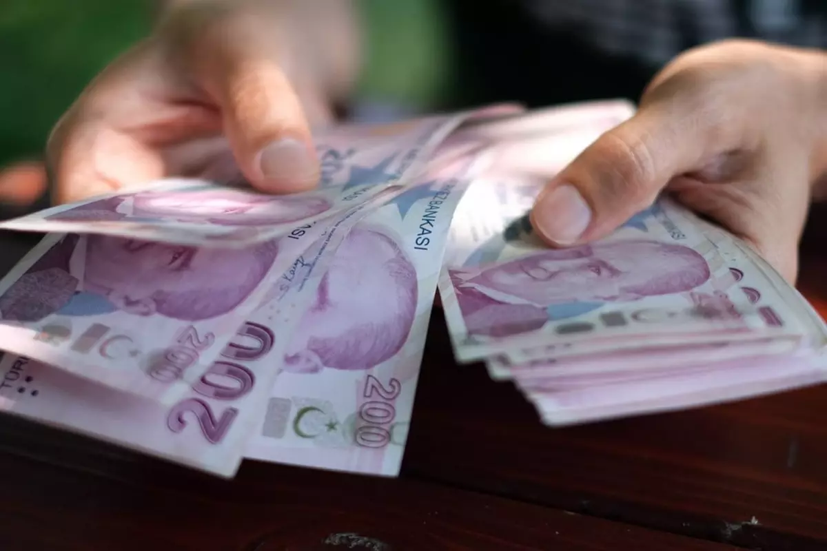 Emekli Bayram İkramiyelerinde Tek Maaş Senaryosu Gündemde